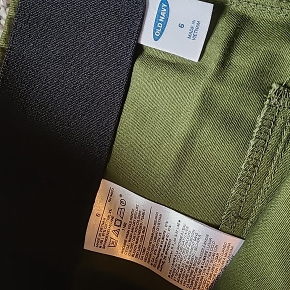 Old Navy Ankle length pants - Picture 4 of 9